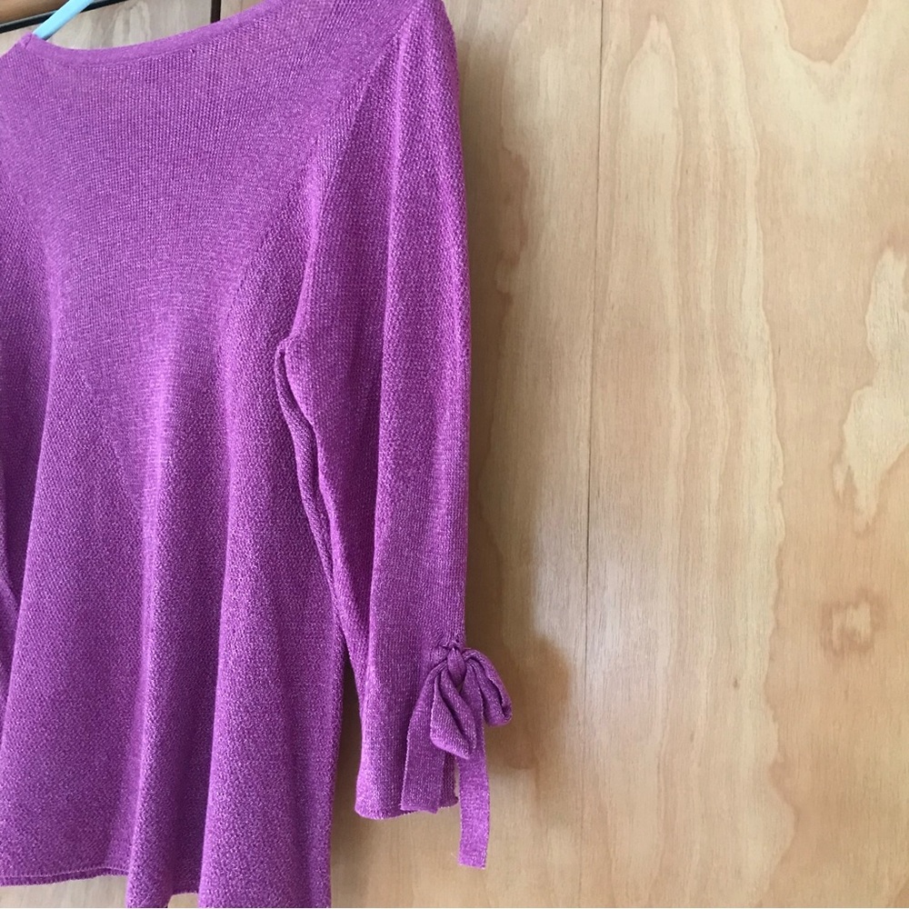 Beautiful purple sweater - Picture 3 of 6